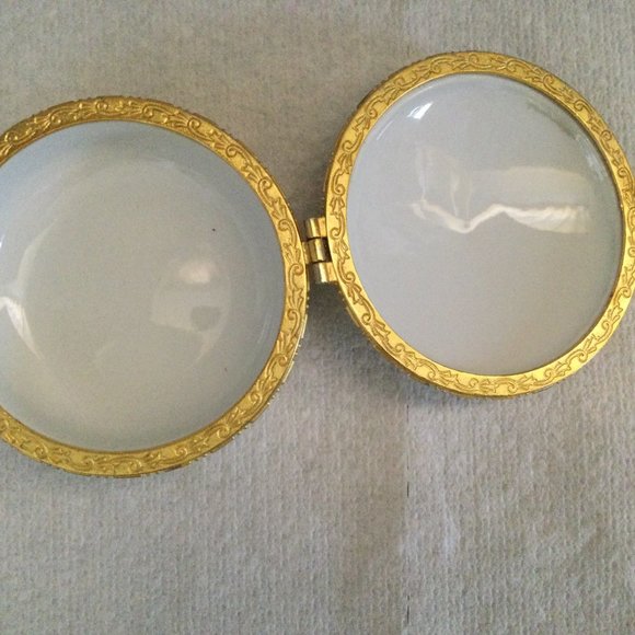 Lot of three ceramic porcelain trinket box jewelry box floral - Picture 4 of 7